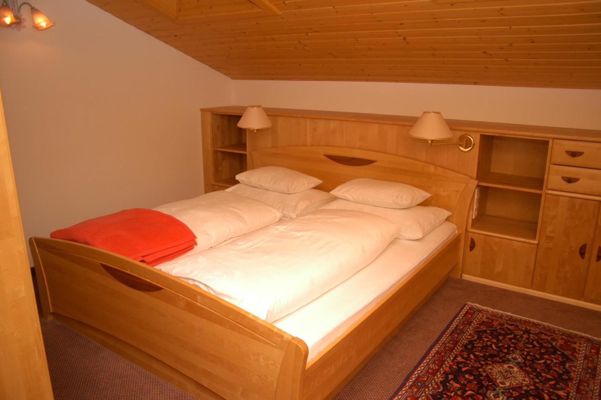 Pension & Appartement Steinwender Бад Клайнкирххайм Екстериор снимка